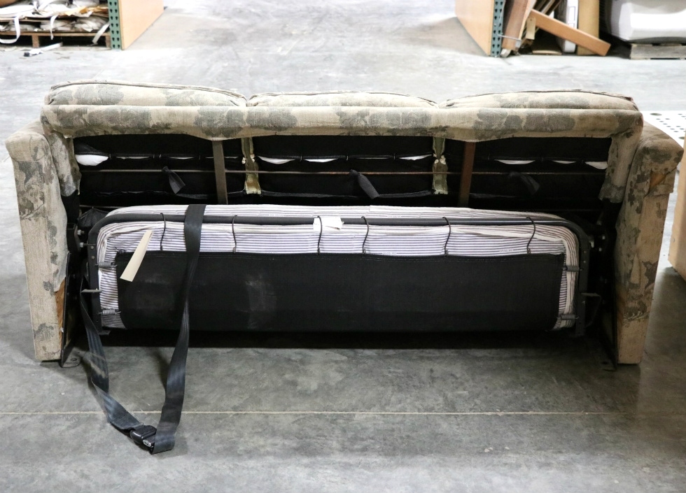 RV Furniture USED RV CLOTH PULL OUT SLEEPER SOFA MOTORHOME FURNITURE