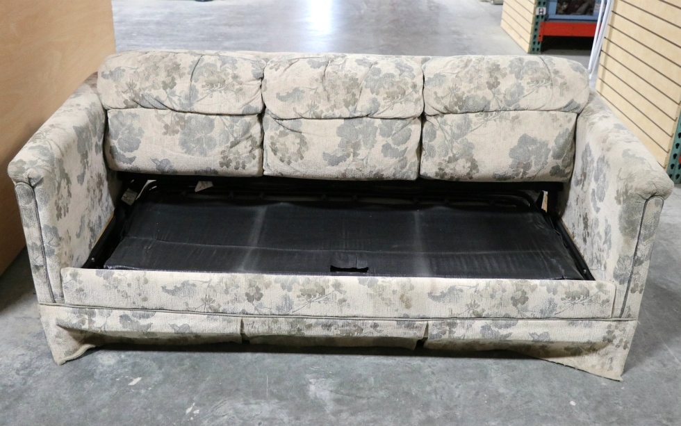 RV Furniture USED RV CLOTH PULL OUT SLEEPER SOFA MOTORHOME FURNITURE