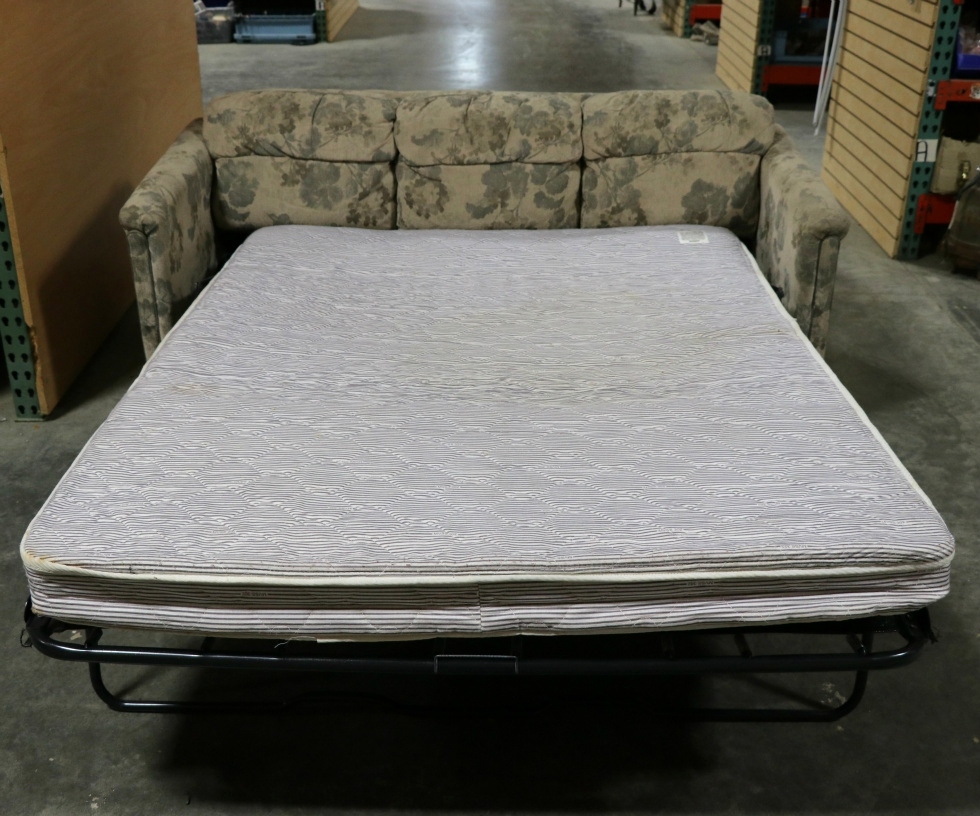 RV Furniture USED RV CLOTH PULL OUT SLEEPER SOFA MOTORHOME FURNITURE