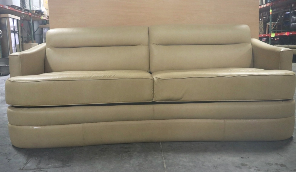 RV Furniture USED RV VILLA INTERNATIONAL ESSENCE JACK KNIFE SLEEPER