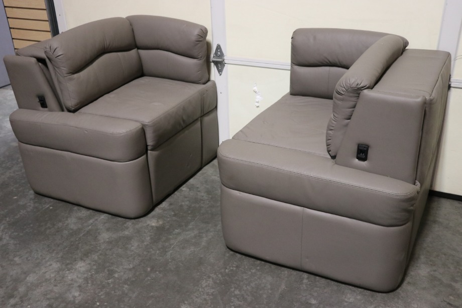 RV Furniture USED MOTORHOME GREY EXTENDABLE BOOTH WITH TABLE