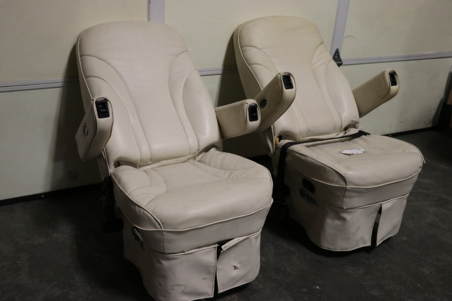 USED RV FLEXSTEEL VINYL CAPTAIN CHAIR SET FOR SALE RV Furniture 