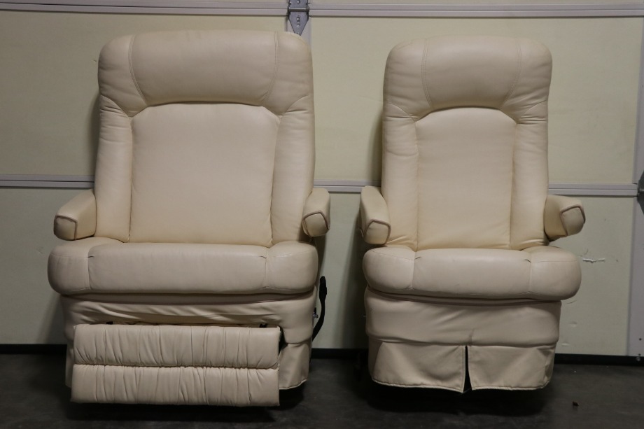 USED VINYL CAPTAIN CHAIR SET RV PARTS FOR SALE RV Furniture 