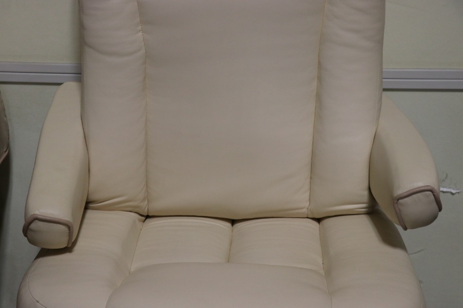 USED VINYL CAPTAIN CHAIR SET RV PARTS FOR SALE RV Furniture 