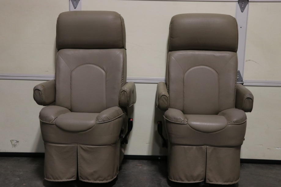 USED BROWN FLEXSTEEL CAPTAIN CHAIR SET RV/MOTORHOME PARTS FOR SALE RV Furniture 
