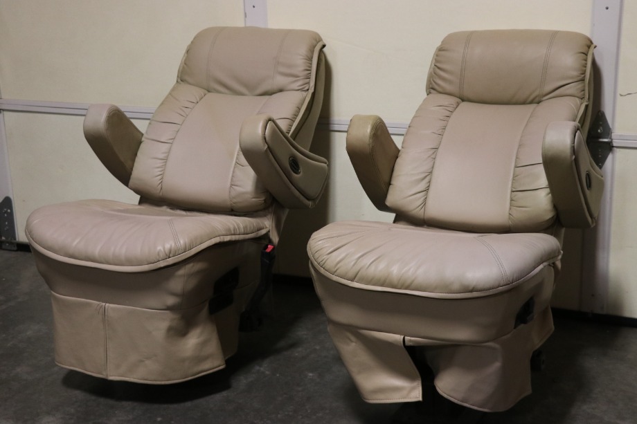 RV Furniture USED RV FLEXSTEEL VINYL CAPTAIN CHAIR SET FOR SALE RV