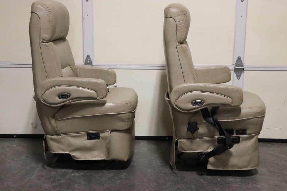 RV Furniture USED VINYL/LEATHER FLEXSTEEL CAPTAIN CHAIR SET MOTORHOME