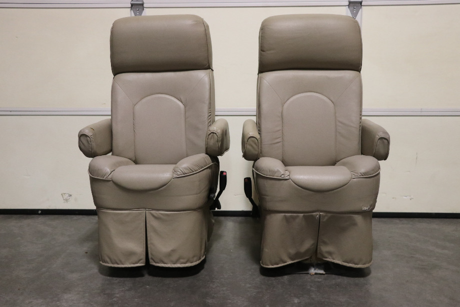 USED RV BROWN FLEXSTEEEL CAPTAIN CHAIR SET FOR SALE RV Furniture 