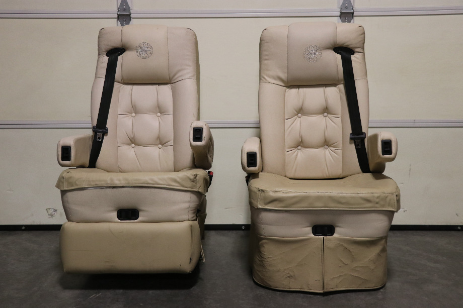 USED TIFFIN FLEXSTEEL CAPTAIN CHAIR SET MOTORHOME FURNITURE FOR SALE RV Furniture 