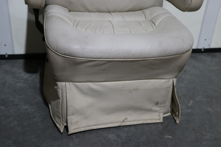 USED RV/MOTORHOME HI TECH KUSTOM CAPTAIN CHAIR SET FOR SALE RV Furniture 