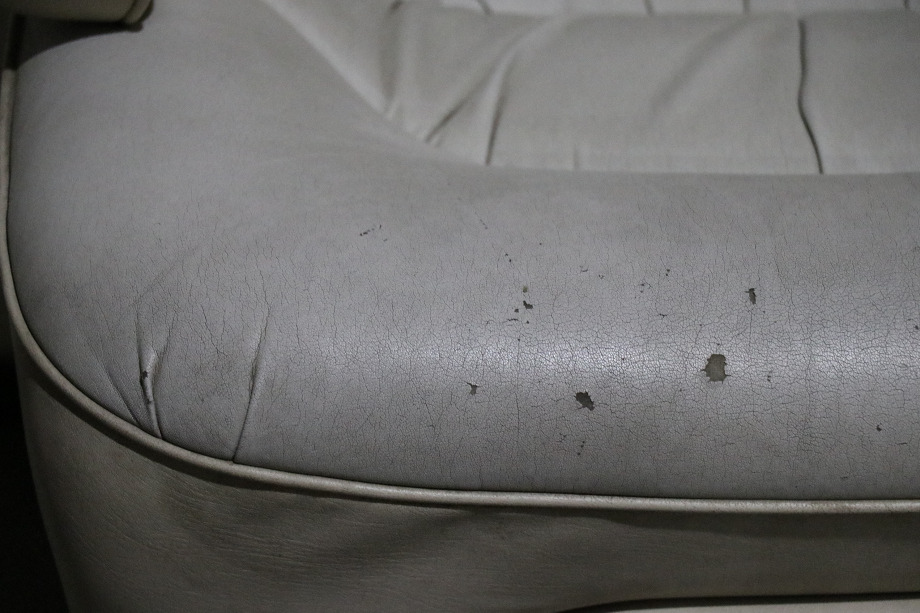 USED RV/MOTORHOME HI TECH KUSTOM CAPTAIN CHAIR SET FOR SALE RV Furniture 