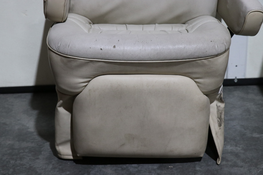 USED RV/MOTORHOME HI TECH KUSTOM CAPTAIN CHAIR SET FOR SALE RV Furniture 