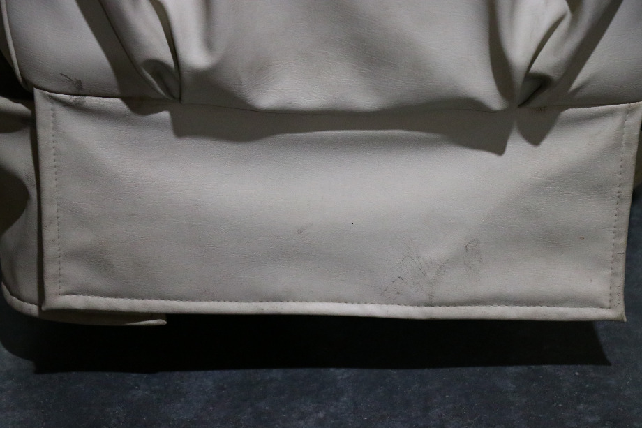 USED RV/MOTORHOME HI TECH KUSTOM CAPTAIN CHAIR SET FOR SALE RV Furniture 