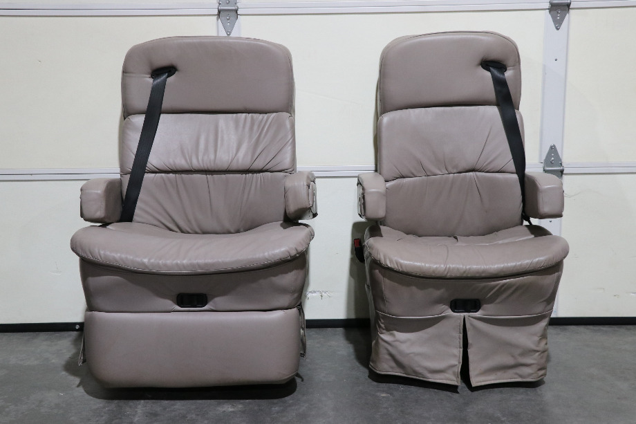 USED GRAY FLEXSTEEL CAPTAIN CHAIR SET MOTORHOME FURNITURE FOR SALE RV Furniture 
