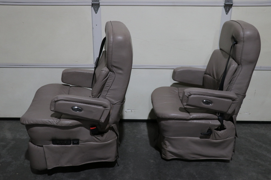 USED GRAY FLEXSTEEL CAPTAIN CHAIR SET MOTORHOME FURNITURE FOR SALE RV Furniture 