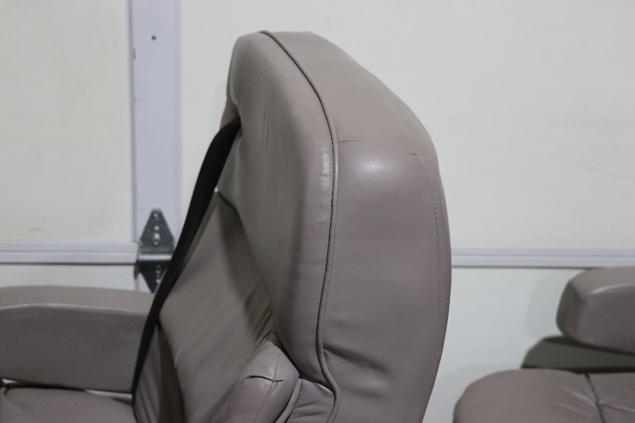 USED GRAY FLEXSTEEL CAPTAIN CHAIR SET MOTORHOME FURNITURE FOR SALE RV Furniture 