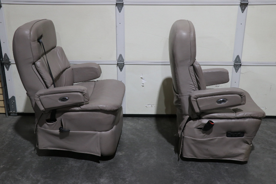USED GRAY FLEXSTEEL CAPTAIN CHAIR SET MOTORHOME FURNITURE FOR SALE RV Furniture 