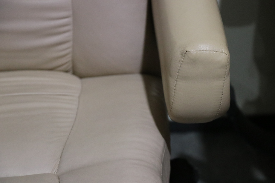 USED MOTORHOME CAPTAIN CHAIR SET FOR SALE RV Furniture 