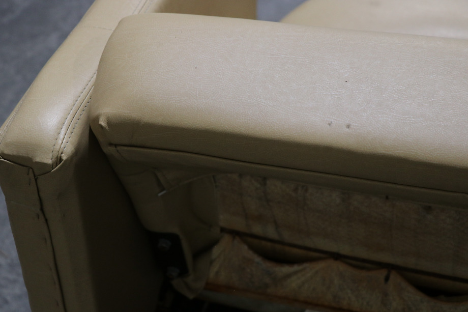 USED J LOUNGE SLEEPER SOFA RV FURNITURE FOR SALE RV Furniture 