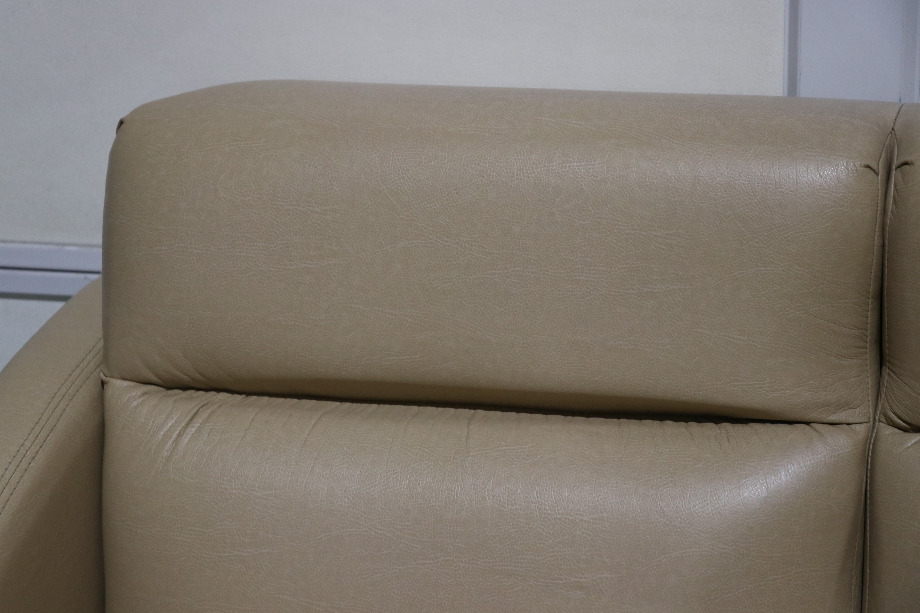 USED J LOUNGE SLEEPER SOFA RV FURNITURE FOR SALE RV Furniture 