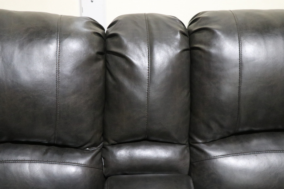 USED MOTORHOME THOMAS PAYNE ELECTRIC THEATER STYLE SOFA FOR SALE RV Furniture 