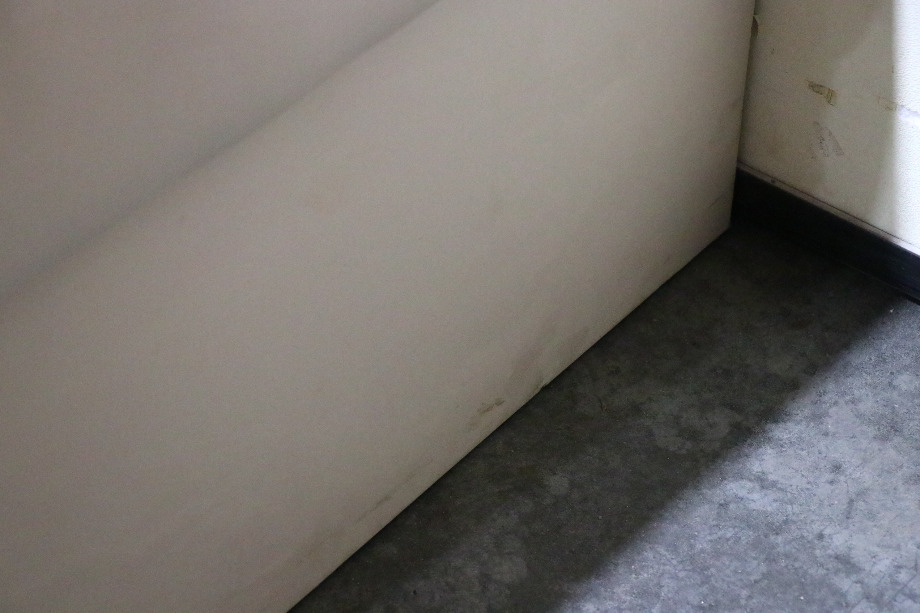 USED MOTORHOME FLEXSTEEL MAGIC BED JACK KNIFE SLEEPER SOFA FOR SALE RV Furniture 