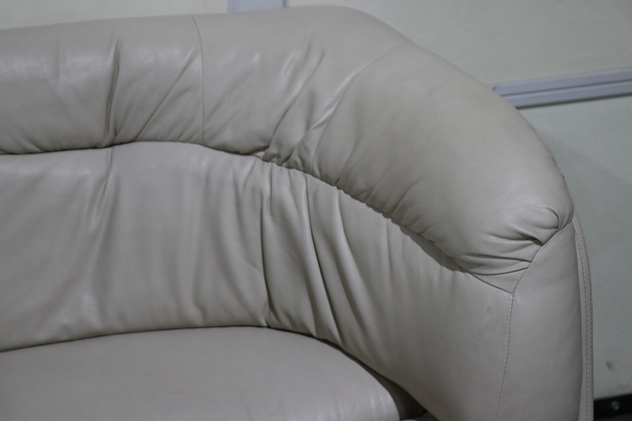 USED J-LOUNGE SOFA RV/MOTORHOME PARTS FOR SALE RV Furniture 